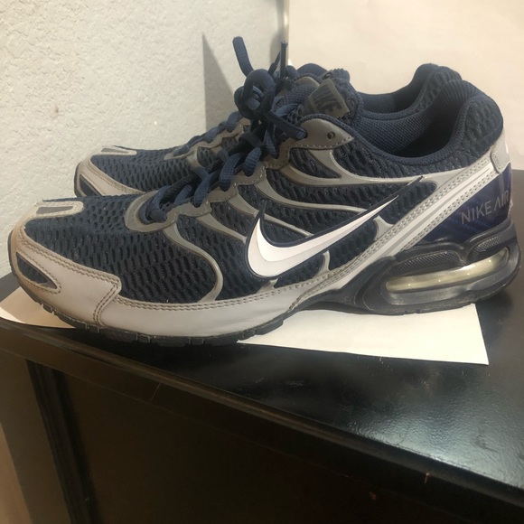 Good condition Nike running exercising shoes - Picture 2 of 4